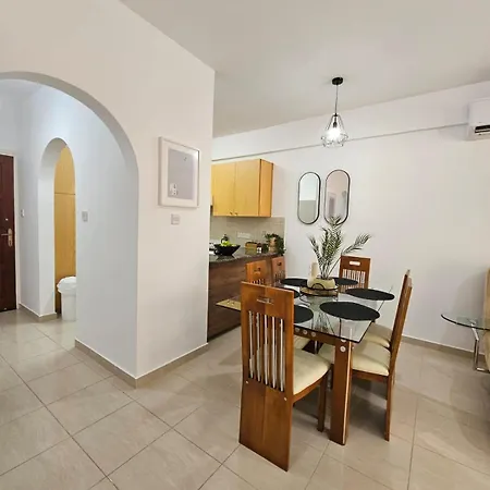 Cosea Living Elegant 2 Bedroom Ground Floor At Sirena Olympia 32 *